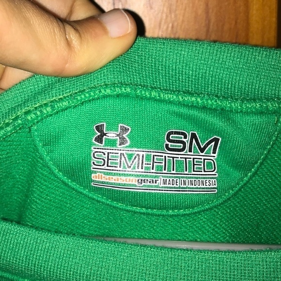 Green Under Armour crew Sweater - Picture 3 of 4